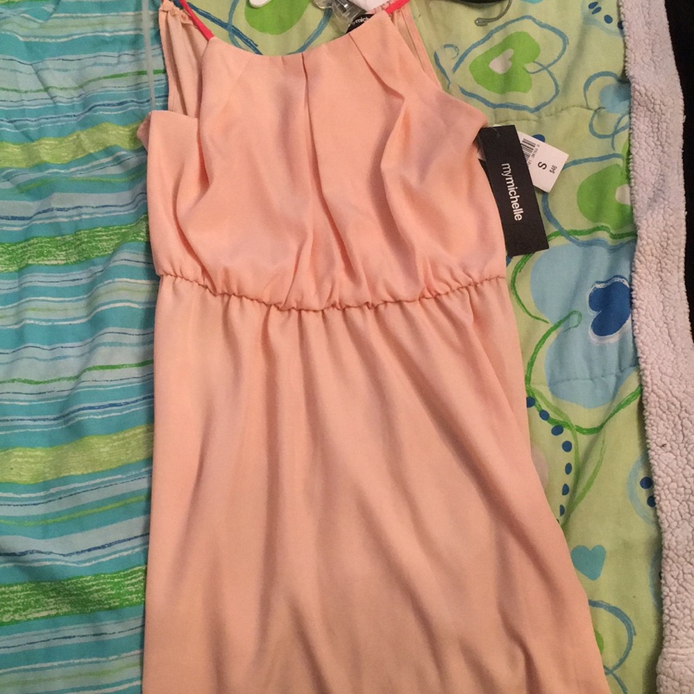 pink flowy dress